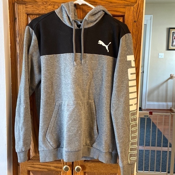 Puma Tops - Puma Small Grey Hoodie